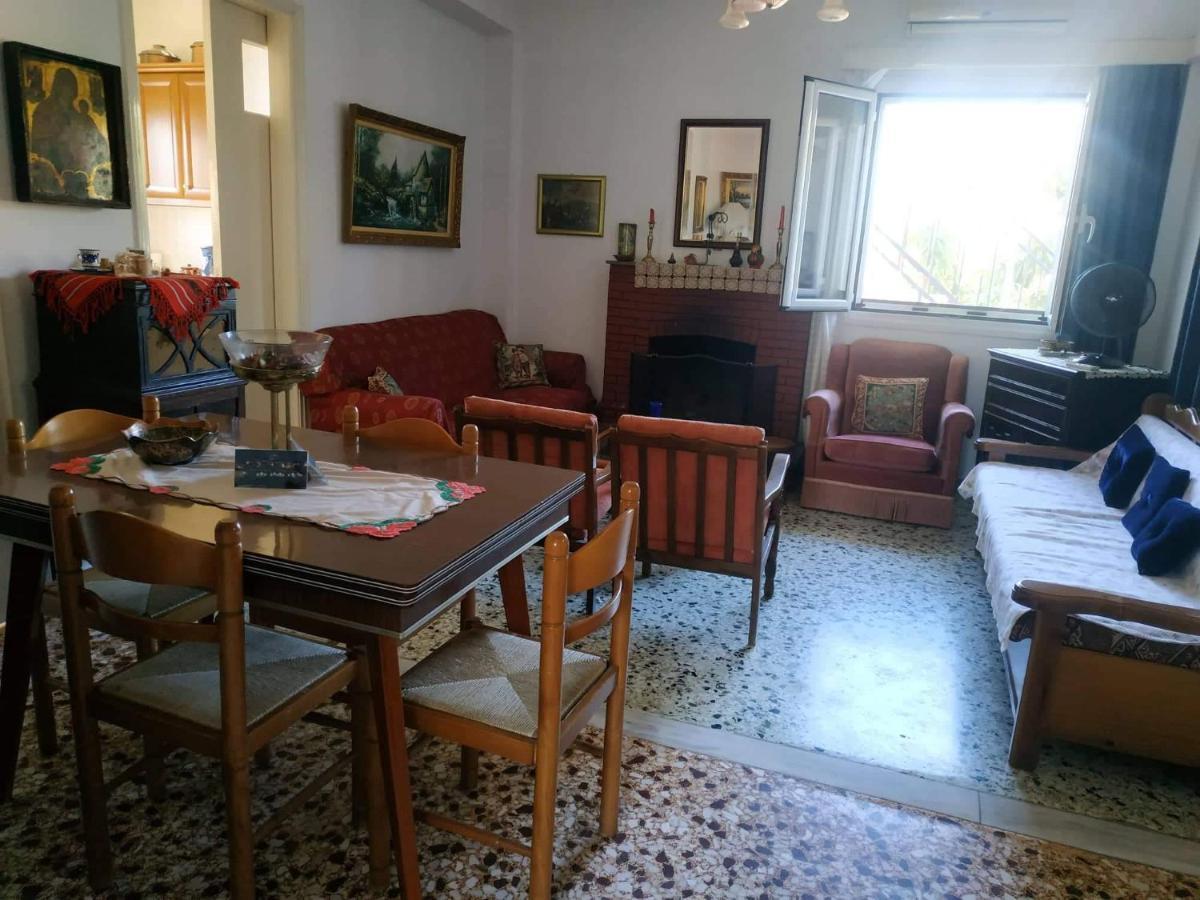Villa Vacation House Dionysia à Aigio Extérieur photo