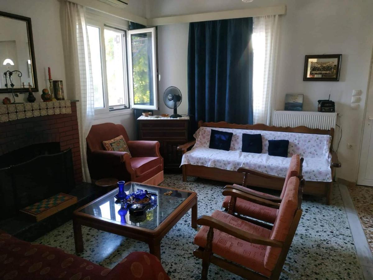 Villa Vacation House Dionysia à Aigio Extérieur photo