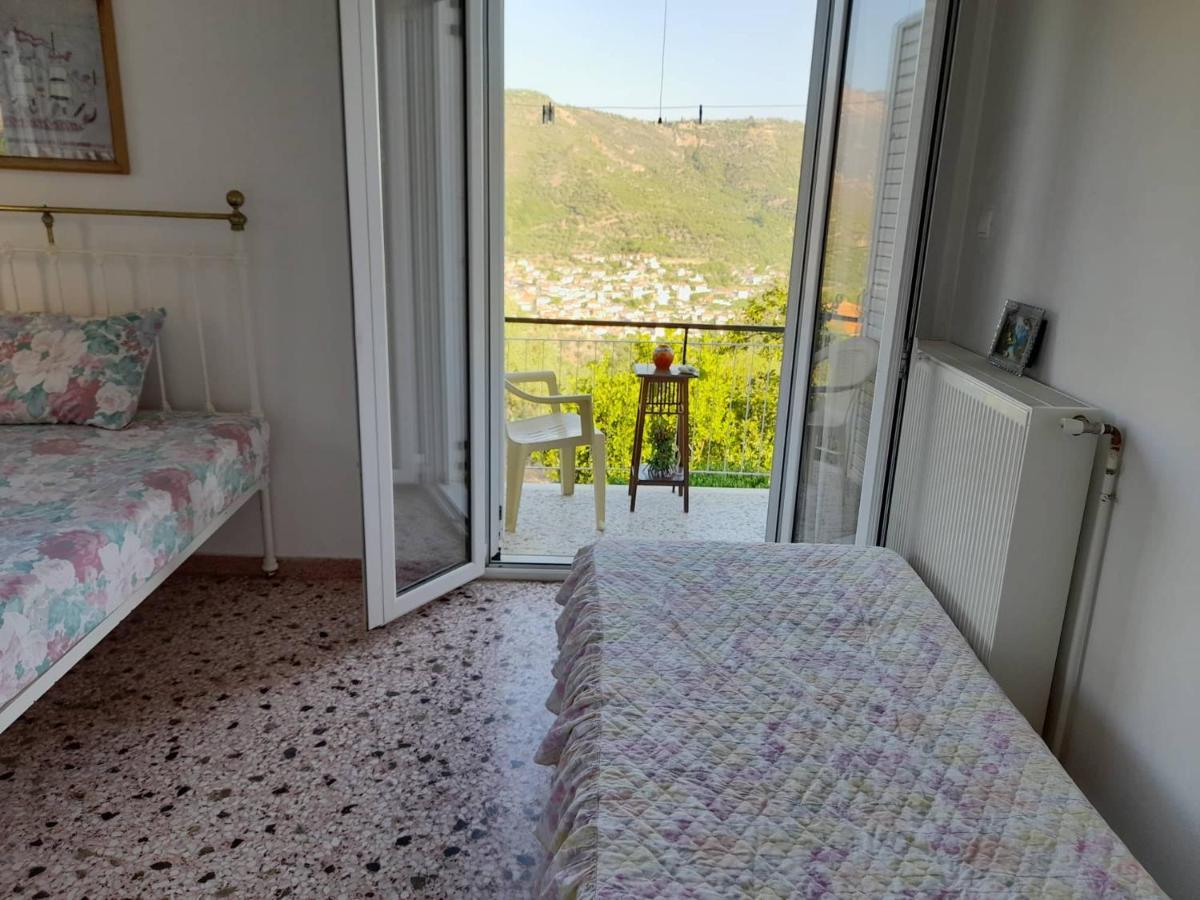 Villa Vacation House Dionysia à Aigio Extérieur photo